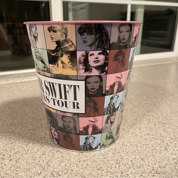 Taylor Swift Eras Tour Popcorn tin - Picture 3 of 9